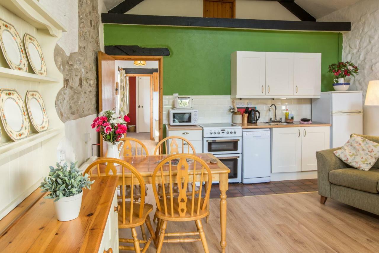 Cwm Connell Coastal Cottages Moylgrove Εξωτερικό φωτογραφία