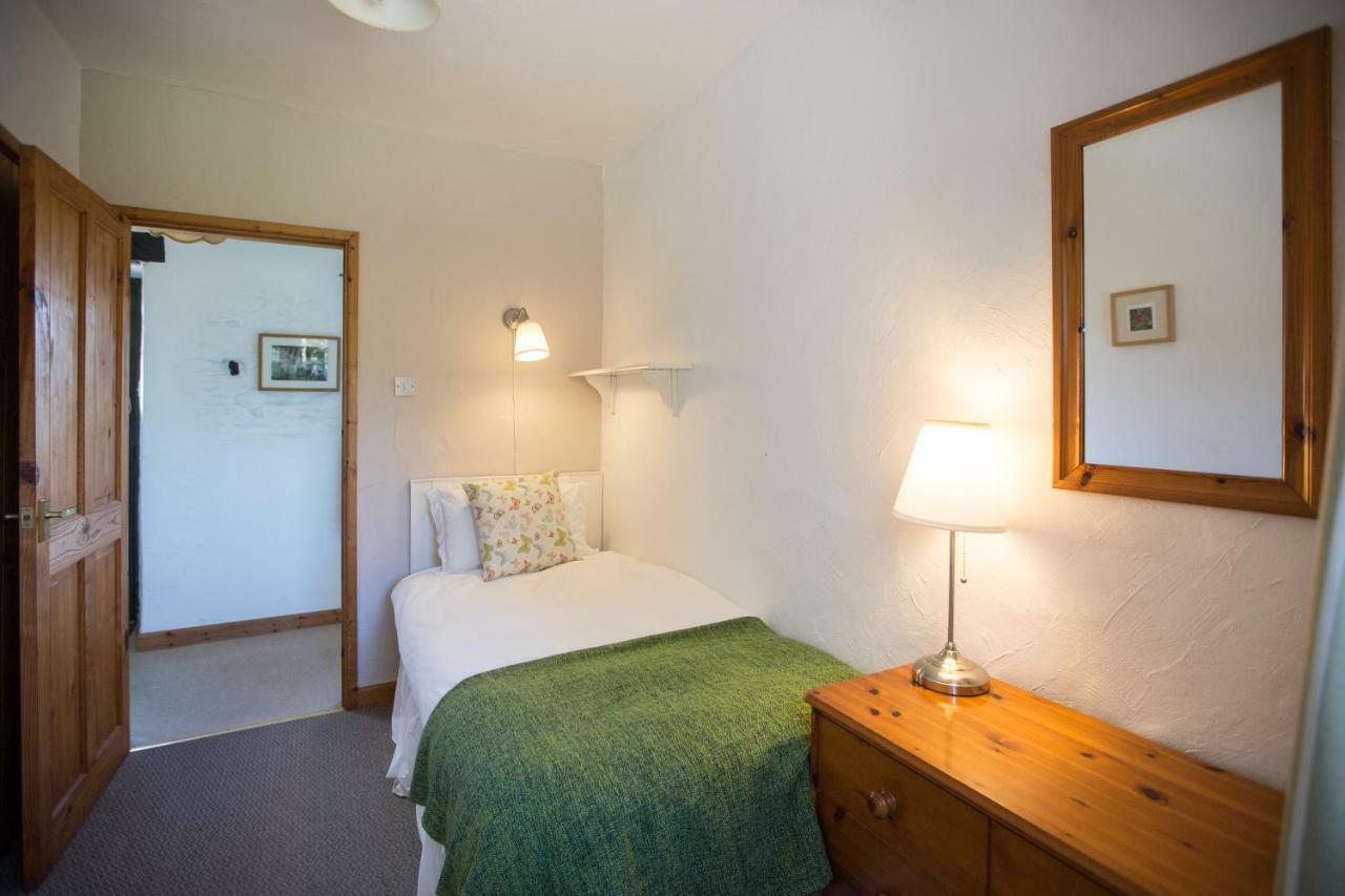 Cwm Connell Coastal Cottages Moylgrove Εξωτερικό φωτογραφία