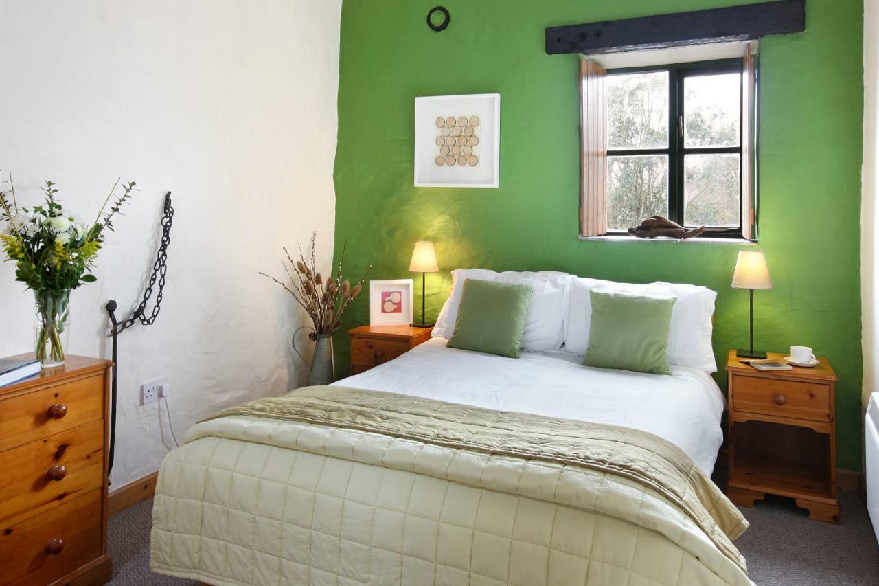 Cwm Connell Coastal Cottages Moylgrove Εξωτερικό φωτογραφία