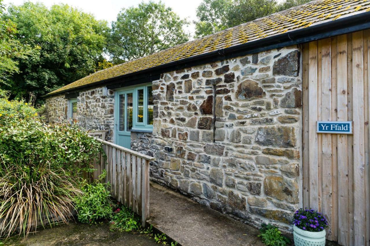 Cwm Connell Coastal Cottages Moylgrove Εξωτερικό φωτογραφία