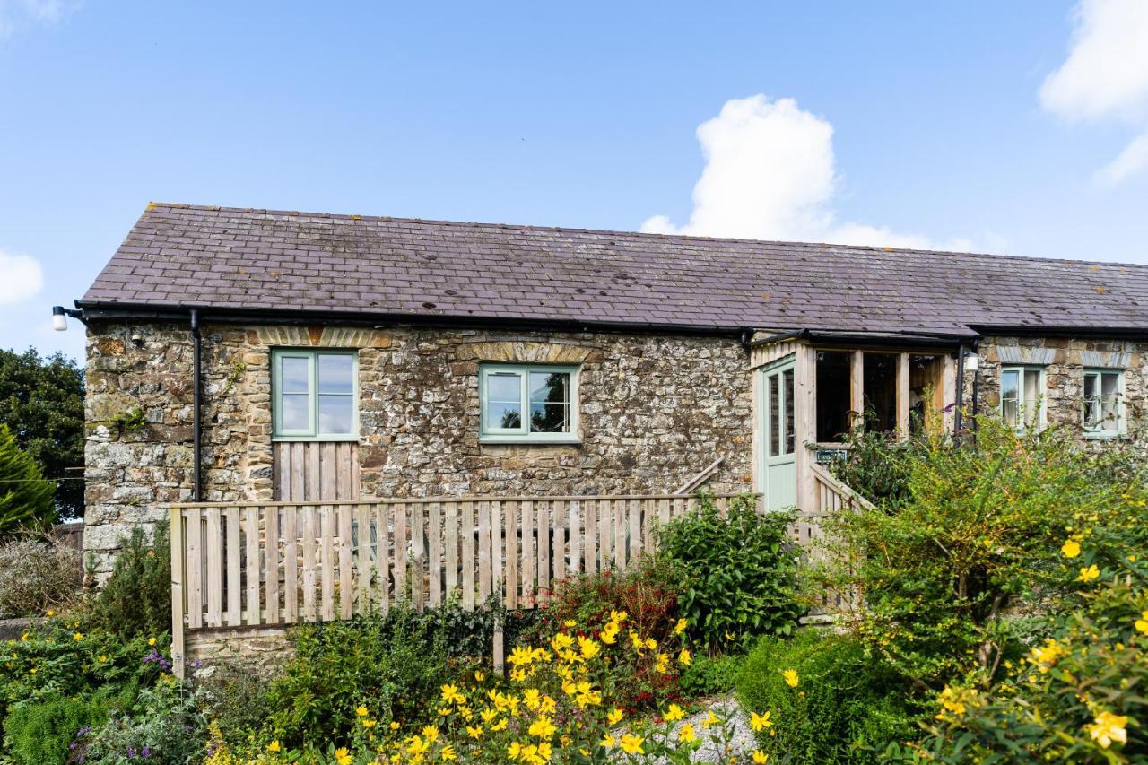 Cwm Connell Coastal Cottages Moylgrove Εξωτερικό φωτογραφία